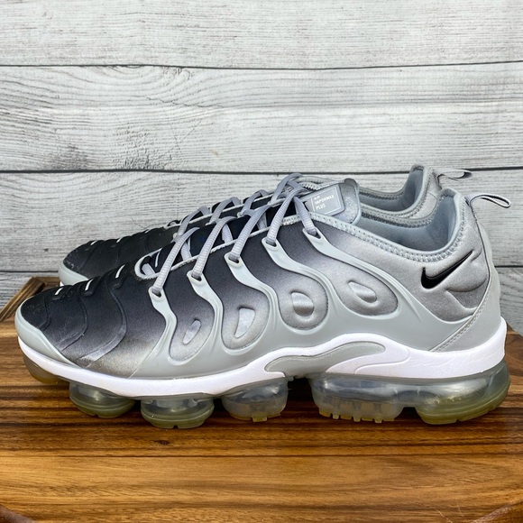 Nike Air VaporMax Plus Silver Grey Gradient Sneaker 924463-007